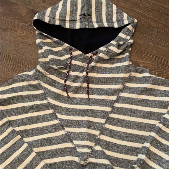 O’Neill Sweatshirt - Picture 3 of 5